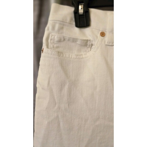 Lands End Women's White Mid Rise Straight‎ Leg Denim Jeans 8 - Picture 3 of 9